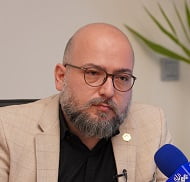 تصویر دکتر خشایار باقر پور